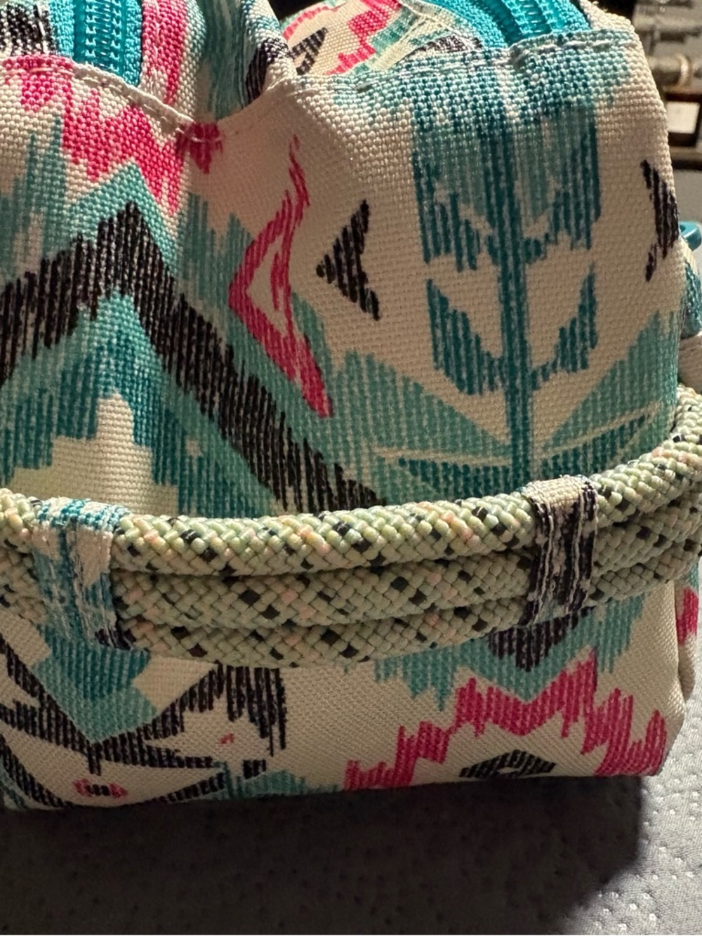 KAVU Grizzly Kit, Padded Accessory Bag Travel Case - Picture 9 of 11